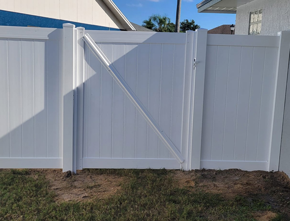 Private Fence Installation & Repairs